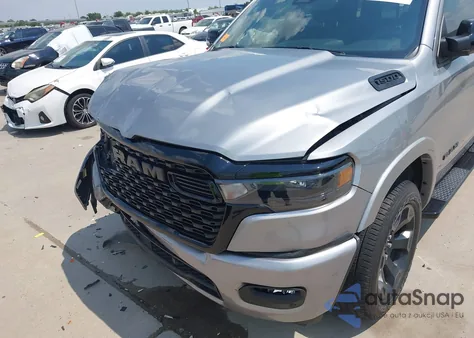 2025 Ram 1500 Big Horn 4X4 5'7 Box из США, поврежденный, VIN 1C6SRFFP3SN521880